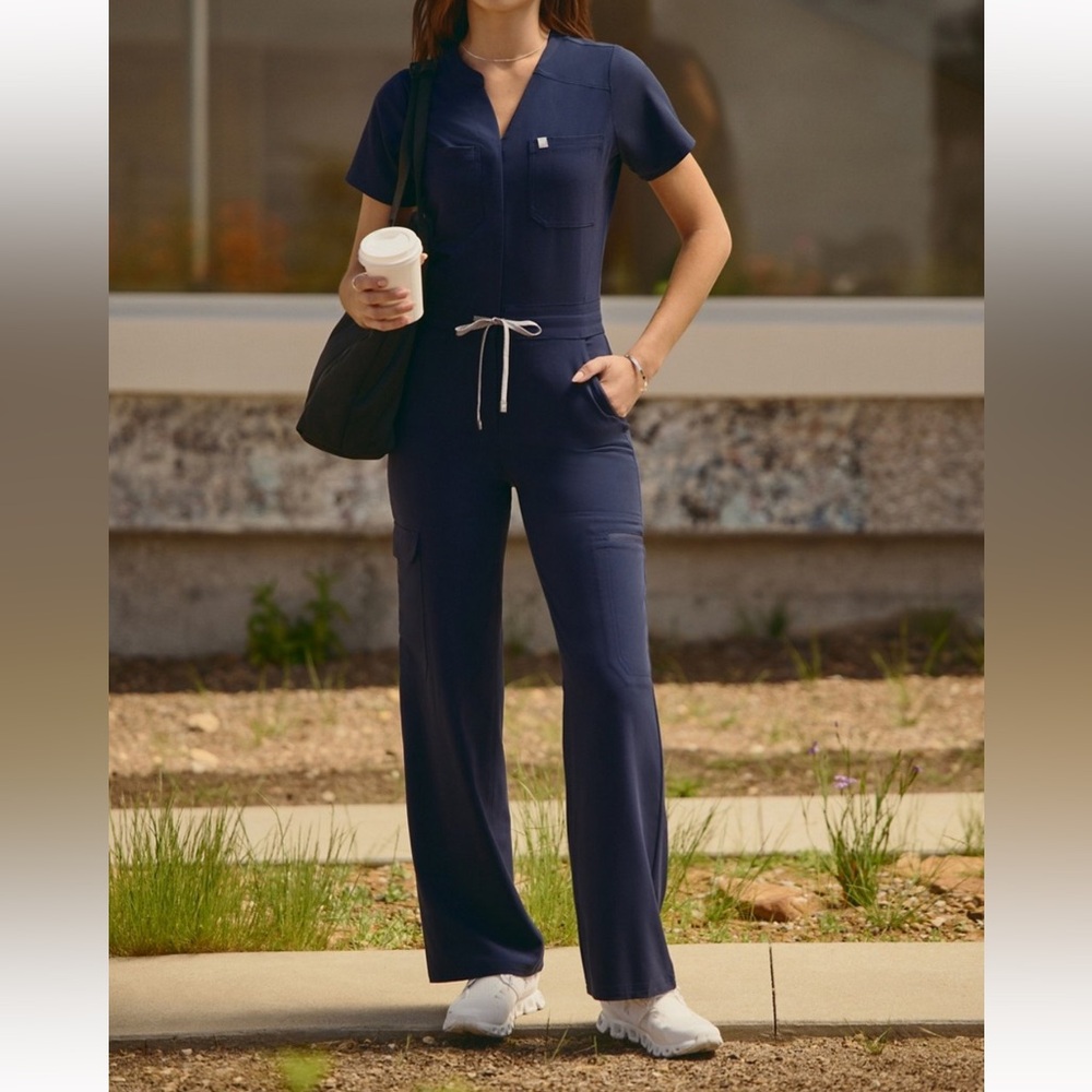 Fabletics scrubs wide leg Jumpsuit